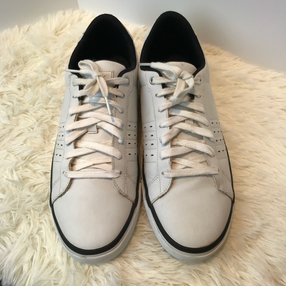 MARC ECKO UNLIMITED WHITE SNEAKER SIZE 10